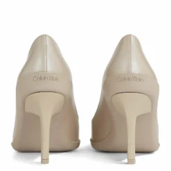 Calvin Klein Stiletto - Hoge Hakken - Medium Taupe 9 Calvin Klein Stiletto - Hoge Hakken - Medium Taupe -Aanbiedingen Comfort Voet Winkel 09c22f74b5144d4c848f8b5b0fac0e26