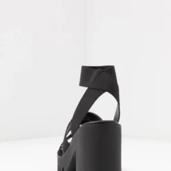 Madden Girl Sohoo - Sandalen Met Hoge Hak - Black -Aanbiedingen Comfort Voet Winkel 1813824b60374577b92d548a2d6346aa scaled