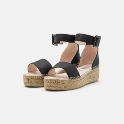 Gaimo Bella - Sandalen Met Plateauzool - Black -Aanbiedingen Comfort Voet Winkel 260334fe457e479f89f6283cce107a17 scaled
