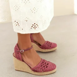 Next Signature Macramé Standard - Plateaupumps - Pink
