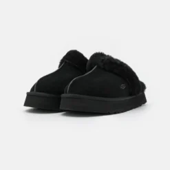 Ugg Disquette - Pantoffels - Black -Aanbiedingen Comfort Voet Winkel 351c9e2a51e9434283a8cde932421f65 scaled