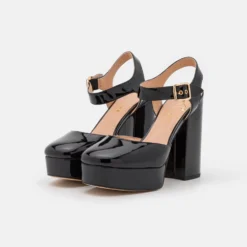 Coach Isabella- Plateaupumps - Black -Aanbiedingen Comfort Voet Winkel 416afc8f996e426dbe9802c3ed00982d scaled