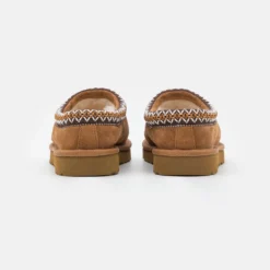 Ugg Tasman - Pantoffels - Chestnut -Aanbiedingen Comfort Voet Winkel 4179e933c68b4d51a5b159417623f4d3 scaled
