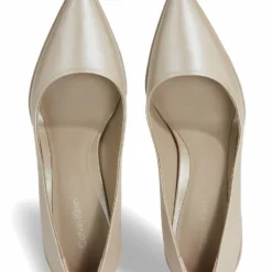 Calvin Klein Stiletto - Hoge Hakken - Medium Taupe 8 Calvin Klein Stiletto - Hoge Hakken - Medium Taupe -Aanbiedingen Comfort Voet Winkel 4ad0d749d0934ed4be736d76d33c807a