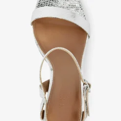 Next Strappy Simple - Sandalen Met Hoge Hak - Silver Coloured 10 Next Strappy Simple - Sandalen Met Hoge Hak - Silver Coloured -Aanbiedingen Comfort Voet Winkel 53070d4f0bd345dfa93fd56fb0c0f157 scaled