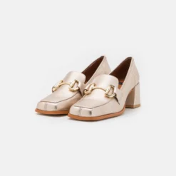 ANGEL ALARCON Klassieke Pumps - Champagne 8 ANGEL ALARCON Klassieke Pumps - Champagne -Aanbiedingen Comfort Voet Winkel 5b09d07fc3f54453a092f7d23bd3a5ae scaled