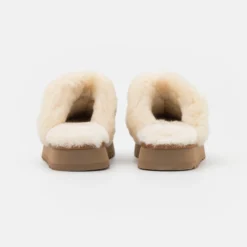 Ugg Disquette - Pantoffels - Chestnut -Aanbiedingen Comfort Voet Winkel 7ad139fafb204b06939c1bed1b37bd51 scaled
