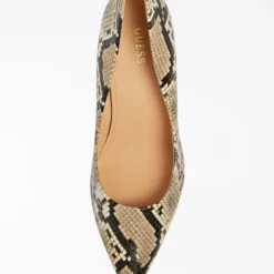 Guess Piera8 - Hoge Hakken - Mehrfarbig Weiß 6 Guess Piera8 - Hoge Hakken - Mehrfarbig Weiß -Aanbiedingen Comfort Voet Winkel 8b8ca4023fb141afa0dfa793b257346f