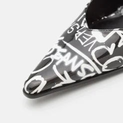 Hoge Hakken - Black/White -Aanbiedingen Comfort Voet Winkel 99dea3bdaad84aafbc763530a756c9b4 scaled