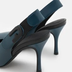 Furla Sign Slingback - Klassieke Pumps - Blue -Aanbiedingen Comfort Voet Winkel f816afd581e14beea13a12f04089e400 scaled