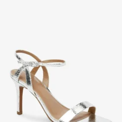 Next Strappy Simple - Sandalen Met Hoge Hak - Silver Coloured 9 Next Strappy Simple - Sandalen Met Hoge Hak - Silver Coloured -Aanbiedingen Comfort Voet Winkel fcd4fd5e1d564cd999ff71c7f7d9855e scaled